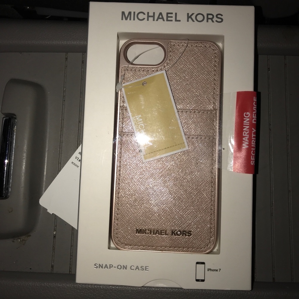 Michael Kors iPhone 7 case with card slots